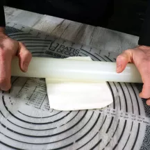 1 Antihaftbeschichteter Ausrollstab 50 cm
