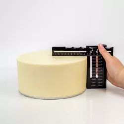 Adjustable sharp-edge tool