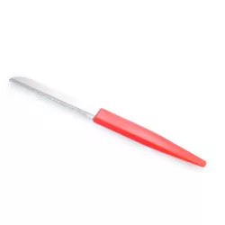Baker's knife with serrated blade