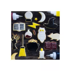 1 Multi cookie cutter sheet Harry Potter