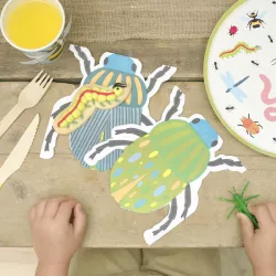 16 insect napkins
