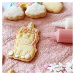 2 Unicorn cookie cutters with ejector