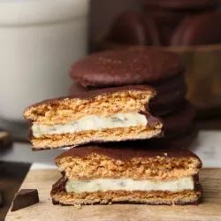 Weisse Schokoladenfüllung mit Kekscrunch, 300 g