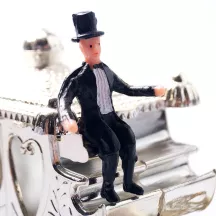 White cake decoration carriage for wedding