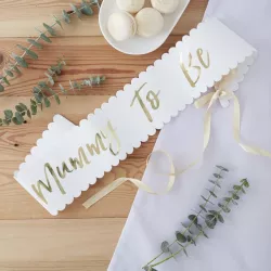 "Mummy To Be" sash for the baby shower