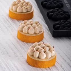 Round silicone hazelnut mold, 8 pieces, Ø 6 cm
