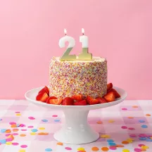 Number candle 21 with white and gold
