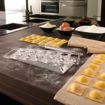 Ravioli mold round 5 cm, 10 ravioli