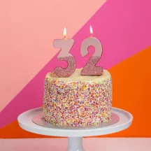 Bougie numéro 3 avec or rose et paillettes roses