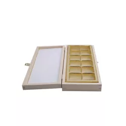 Pralinenschachtel aus Holz für 12 Pralinen