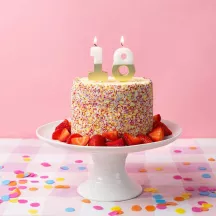 Number candle 18 with white and gold