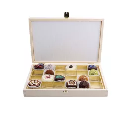 Pralinenschachtel aus Holz für 24 Pralinen