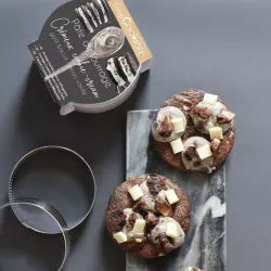 Fourrage crémeux avec morceaux de cookie, 200 g