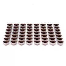 Corps creux de pralinés cœur foncé, 54 pièces