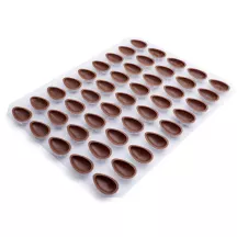 Barquette de chocolats Pomme de pin blanche, 48 pièces