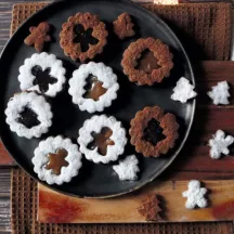 Set Tagliabiscotti Linzer 4 pezzi – Acciaio inox, doppio lato