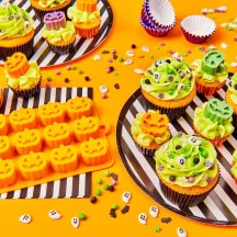 Silicone mold Mini Pumpkins – bake, cast and freeze for Halloween | Cakelicious