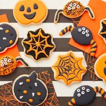 Set d'emporte-pièces Halloween Maison Hantée – 7 emporte-pièces en métal pour biscuits et Fondant | Cakelicious