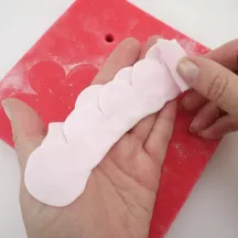 Tagliabiscotti per rose in zucchero piccole