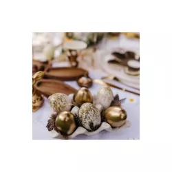 6 White and golden Easter eggs