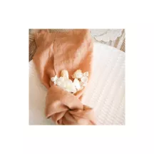 Beige muslin table runner