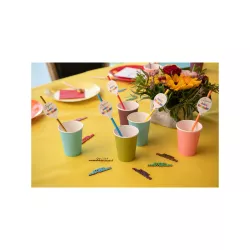 10 Pink paper cups