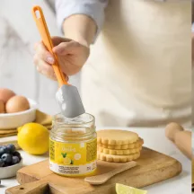 Piccolo raschietto in silicone per impasti
