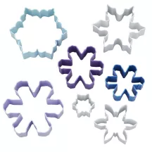 7 cookie cutters snowflakes