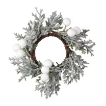 4 Serviettenringe aus Weihnachtslaub mit Beeren