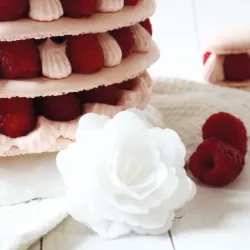 Rose bianche di carta commestibile