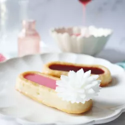 5 Weisse Dahlien aus Esspapier