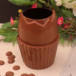 Chocolate mould half egg cupcake in 3 parts