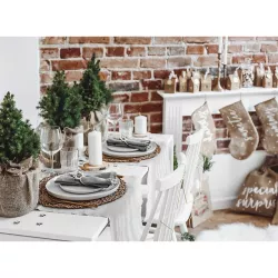 6 Wooden reindeer napkin rings