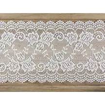 1 chemin de table en dentelle - largeur 15 cm