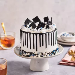 1 Chocolate Bottle for Drip cake "black"