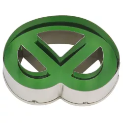 Pretzel cutter with ejector