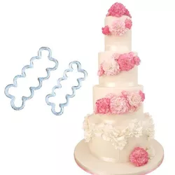 Carnation cutter for fondant