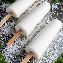 Moule en silicone pour 3 glaces sur bâtonnets