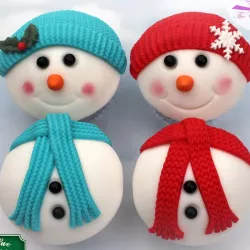 Silicone embosser knitting pattern for fondant