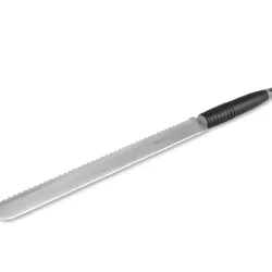 Bread knife sharpened on both sides