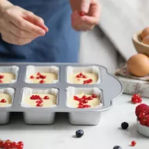 Teglia "mini cake" in metallo antiaderente