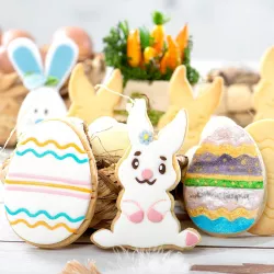 Cookie cutters "rabbit and egg"