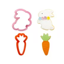 2 tagliabiscotti a forma di coniglio e carota