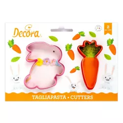 2 cookie cutters rabbit and carrot