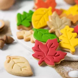 Cookie-cutters "leaves"