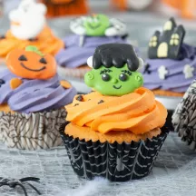 6 Sugar decorations "Boo"