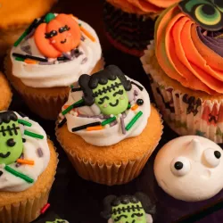 Halloween Monster Zuckerdekoration 12 Stück