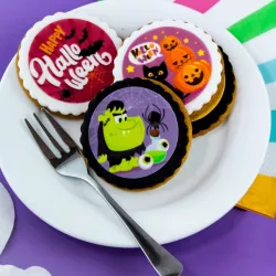 12 Halloween wafer discs with different designs