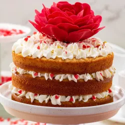 Riesige rote Rose aus Esspapier