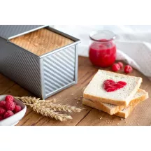 Verschliessbare Toast-Backform 21.5 x 12 x 11 cm